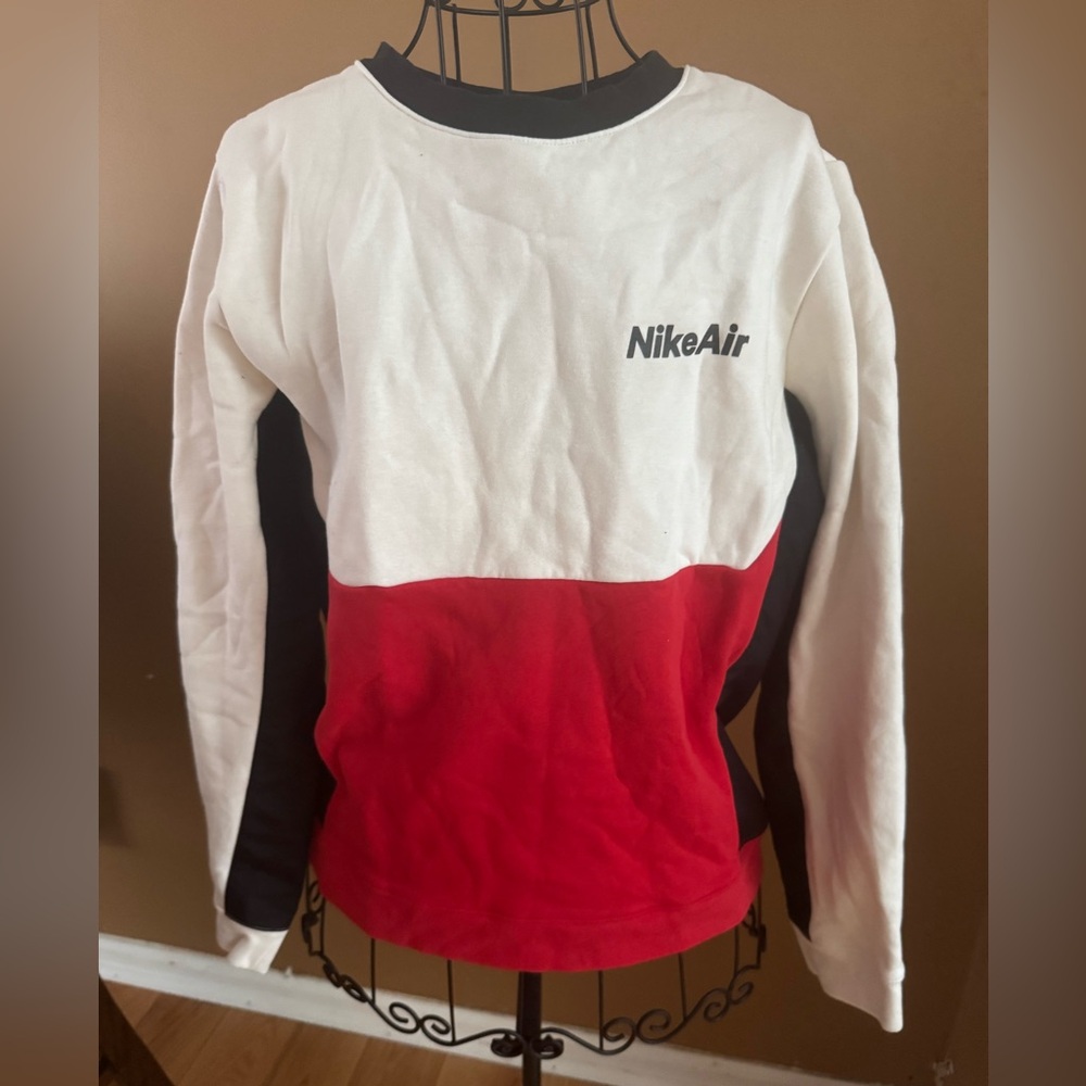 Nike Men’s Sweater